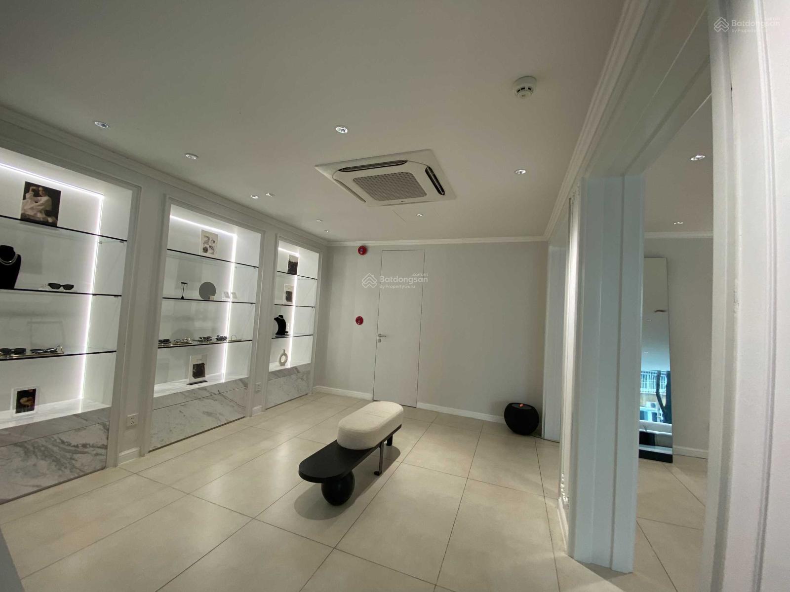 Góc 2 mặt tiền Phạm Ngọc Thạch, Phường Võ Thị Sáu, Quận 3 - 10x20m hầm trệt 5 lầu Góc 2 mặt tiền Phạm Ngọc Thạch, Phường Võ Thị Sáu, Quận 3 - 10x20m hầm trệt 5 lầu