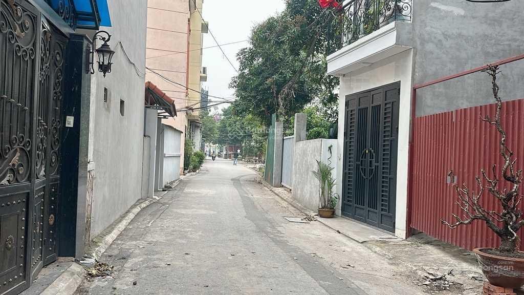 Bán đất tặng nhà Long Biên - Hà Nội diện tích 110m2, mặt tiền rộng ôtô, kinh doanh giá 10.5 tỷ