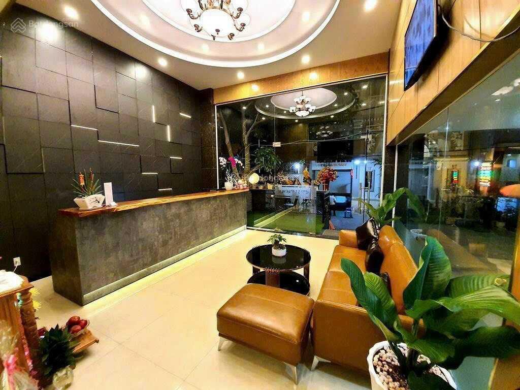 Bán nhà 6 tầng ngay Trần Đình Xu, Quận 1, kinh doanh CHDV thu nhập 100tr/th, giá 18.5 tỷ