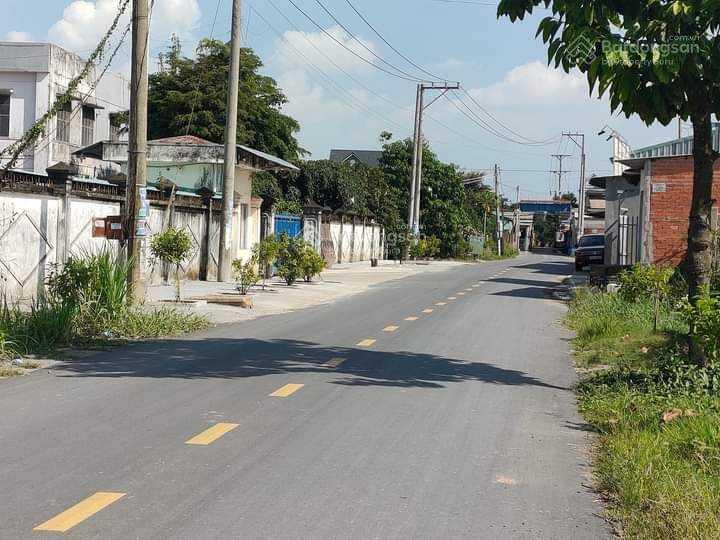 Cho thuê xưởng Hóc Môn 300 - 400 - 500m2 - 800m2 giá rẻ