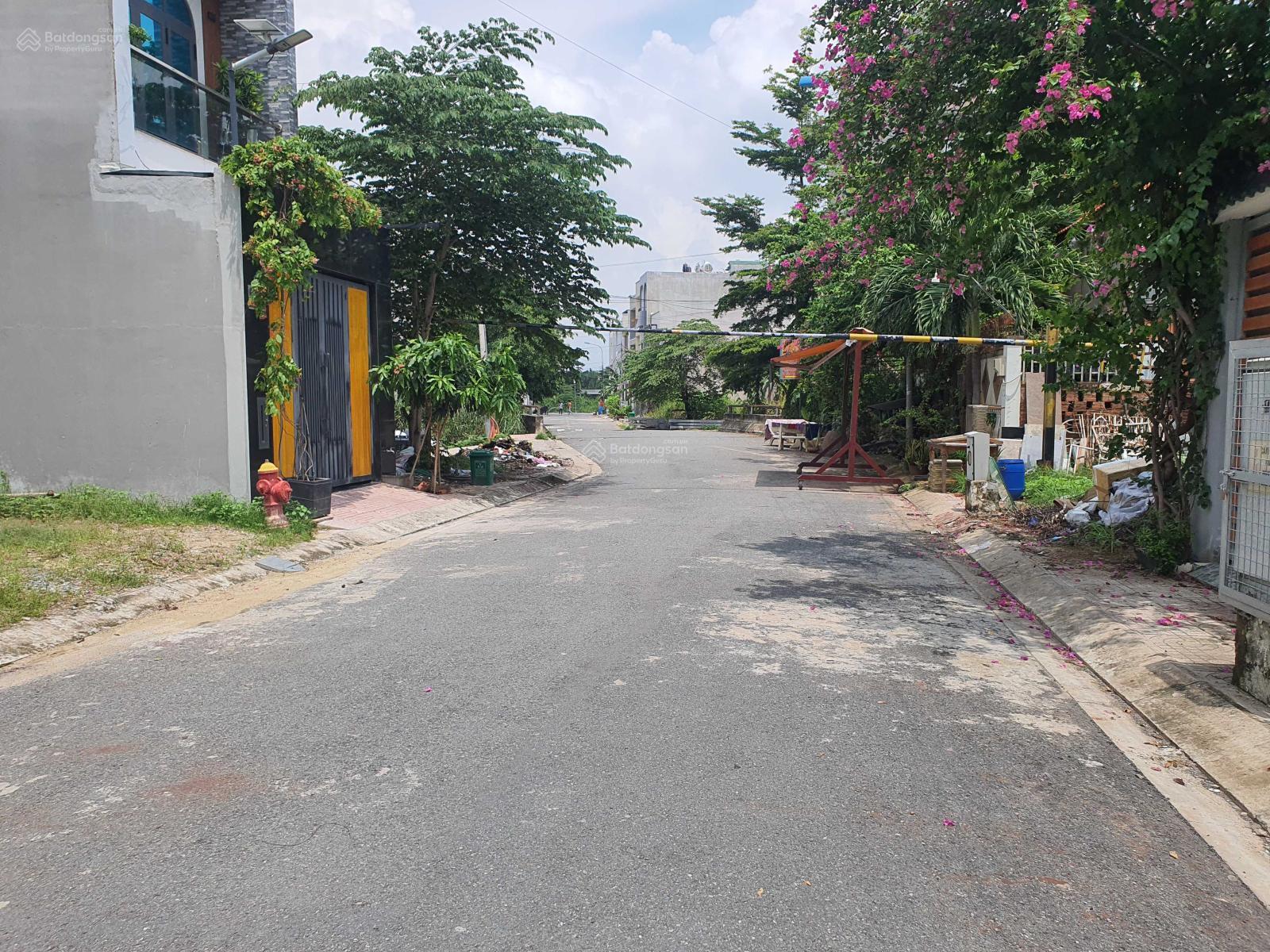 Bán nhanh nền đất Kiến Á đường Liên Phường giá 10.8 tỷ (Giá tốt nhất)