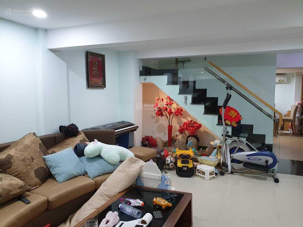 12,5 tỷ thương lượng nhà mặt tiền nội bộ khu dân cư Cao Lỗ P4 Q8