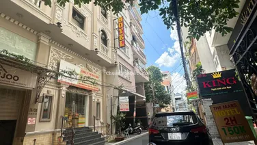 Toà nhà CHDV Cửu Long, P2 Tân Bình 10x20 hầm 7 lầu HDT 160tr/th giá 55 tỷ TL