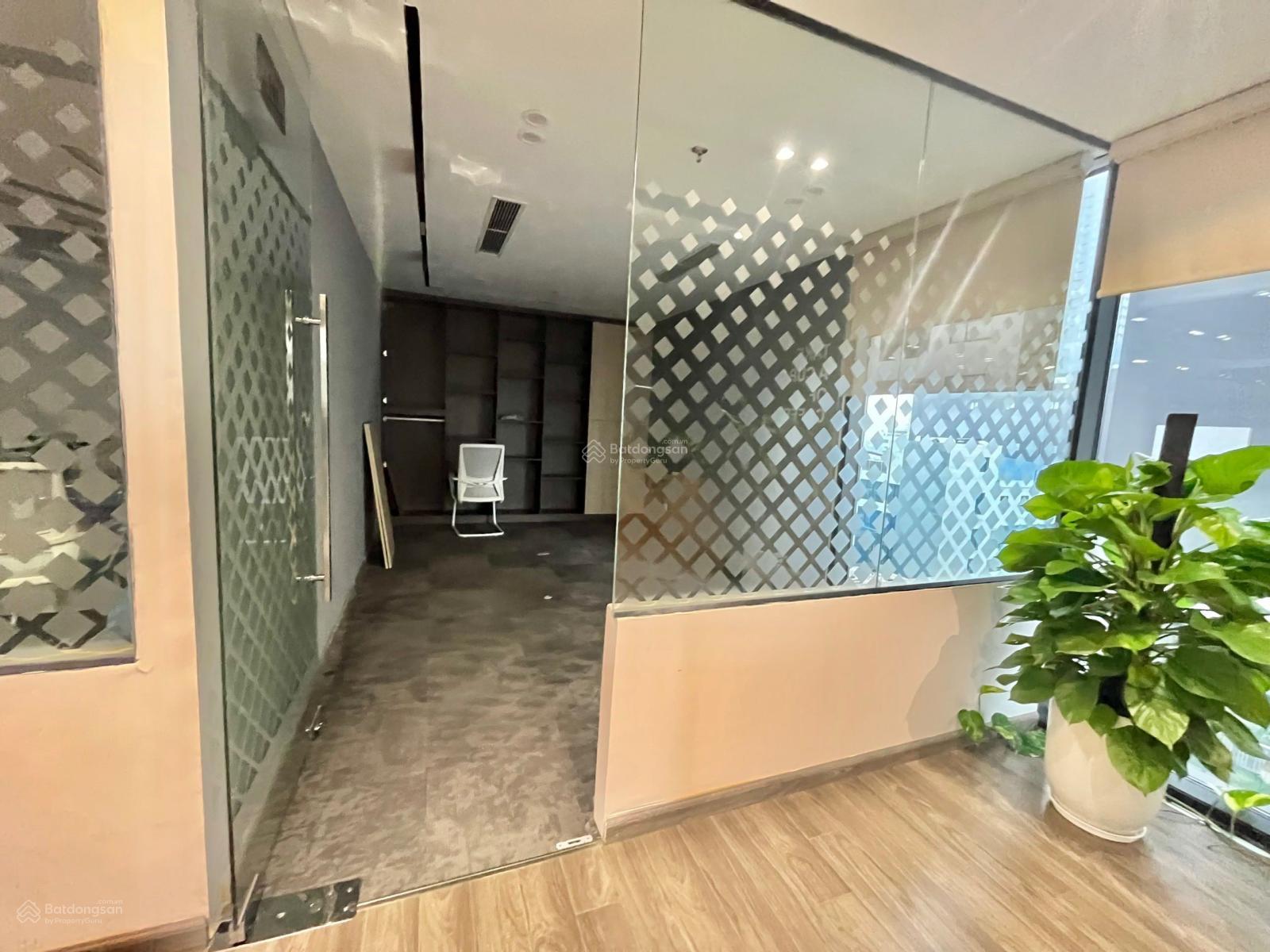 Cho thuê văn phòng phố Phan Chu Trinh, Quận Hoàn Kiếm 40m2, 70m2, 170m2 - 500m2, giá 170.000đ/m2/th