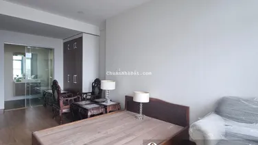 Bán căn hộ Discovery Complex 302 Cầu Giấy. 194m2 giá 78tr/m2. Gồm PN, 3VS, slot ô tô. NT cơ bản