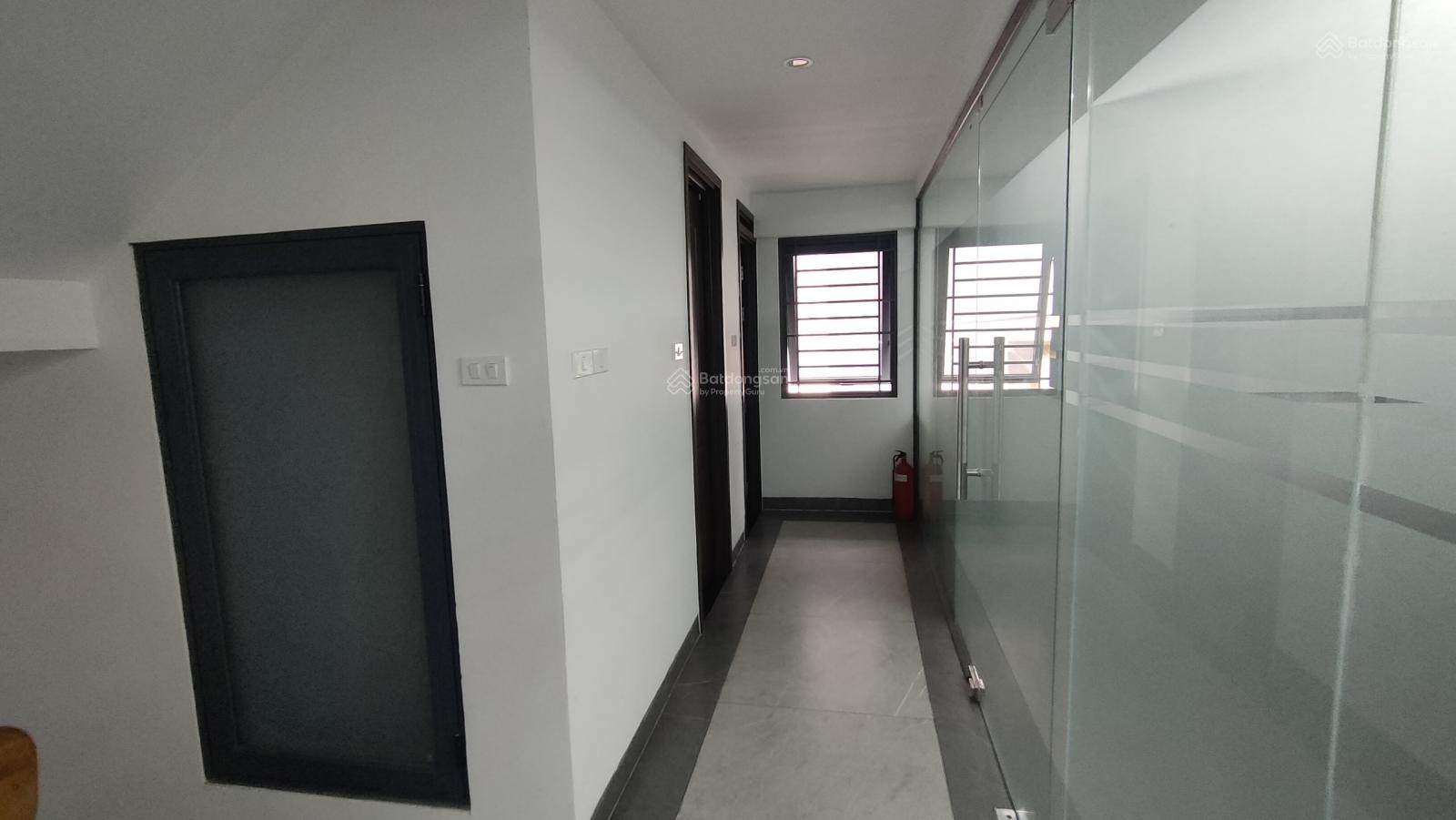 Cho thuê nhà Hẻm Xe Tải Đường Tô Hiến Thành phường 13 quận 10 - Dtsd 800m2 Cho thuê nhà Hẻm Xe Tải Đường Tô Hiến Thành phường 13 quận 10 - Dtsd 800m2