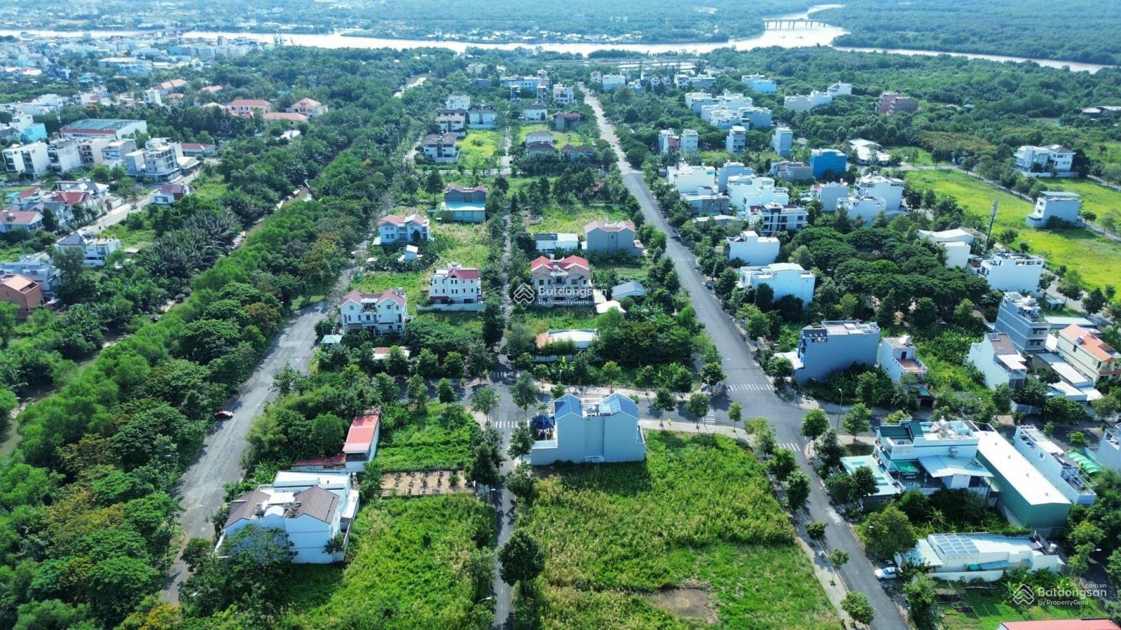 HOT, Nền biệt thự Phú Xuân vạn phát hưng vị trí đẹp. Diện tích 10x21m, Giá 48,5tr/m2. LH 0906 459 *** HOT, Nền biệt thự Phú Xuân vạn phát hưng vị trí đẹp. Diện tích 10x21m, Giá 48,5tr/m2. LH 0906 459 ***