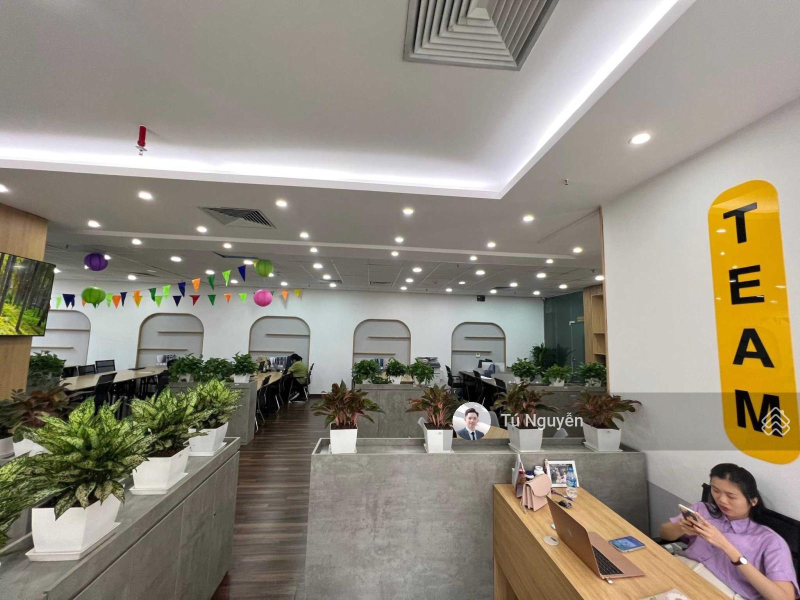 Chính chủ cho thuê văn phòng Time Tower - Lê Văn Lương. Diện tích 100m2, 220m... 315m2 sẵn nội thất