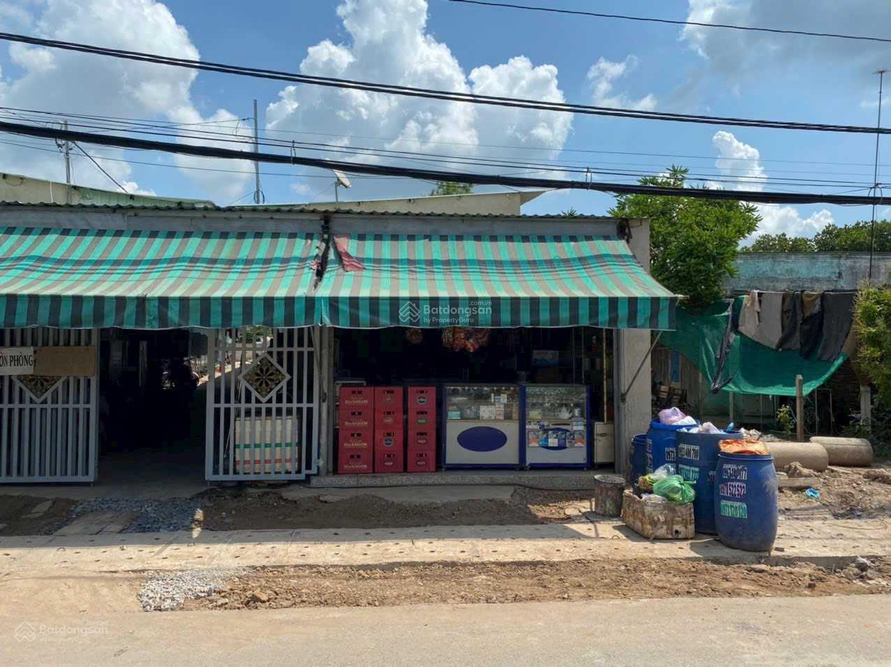 Nhà trọ mặt đường Hùng Vương 350m2 có 8 phòng đang cho thuê, thu nhập 15tr/tháng, sỗ sẵn, chủ ngộp
