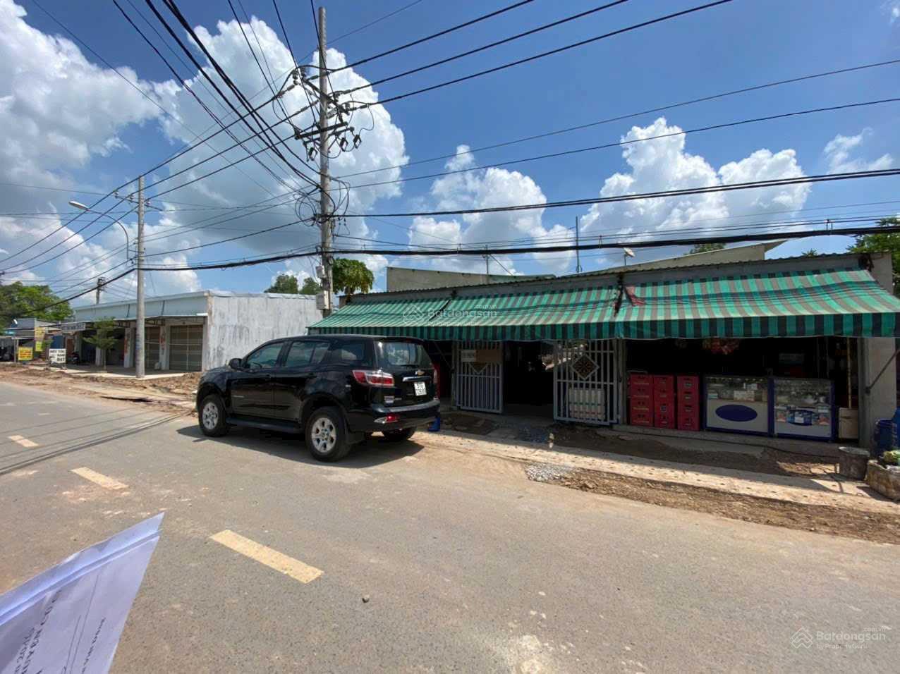 Nhà trọ mặt đường Hùng Vương 350m2 có 8 phòng đang cho thuê, thu nhập 15tr/tháng, sỗ sẵn, chủ ngộp