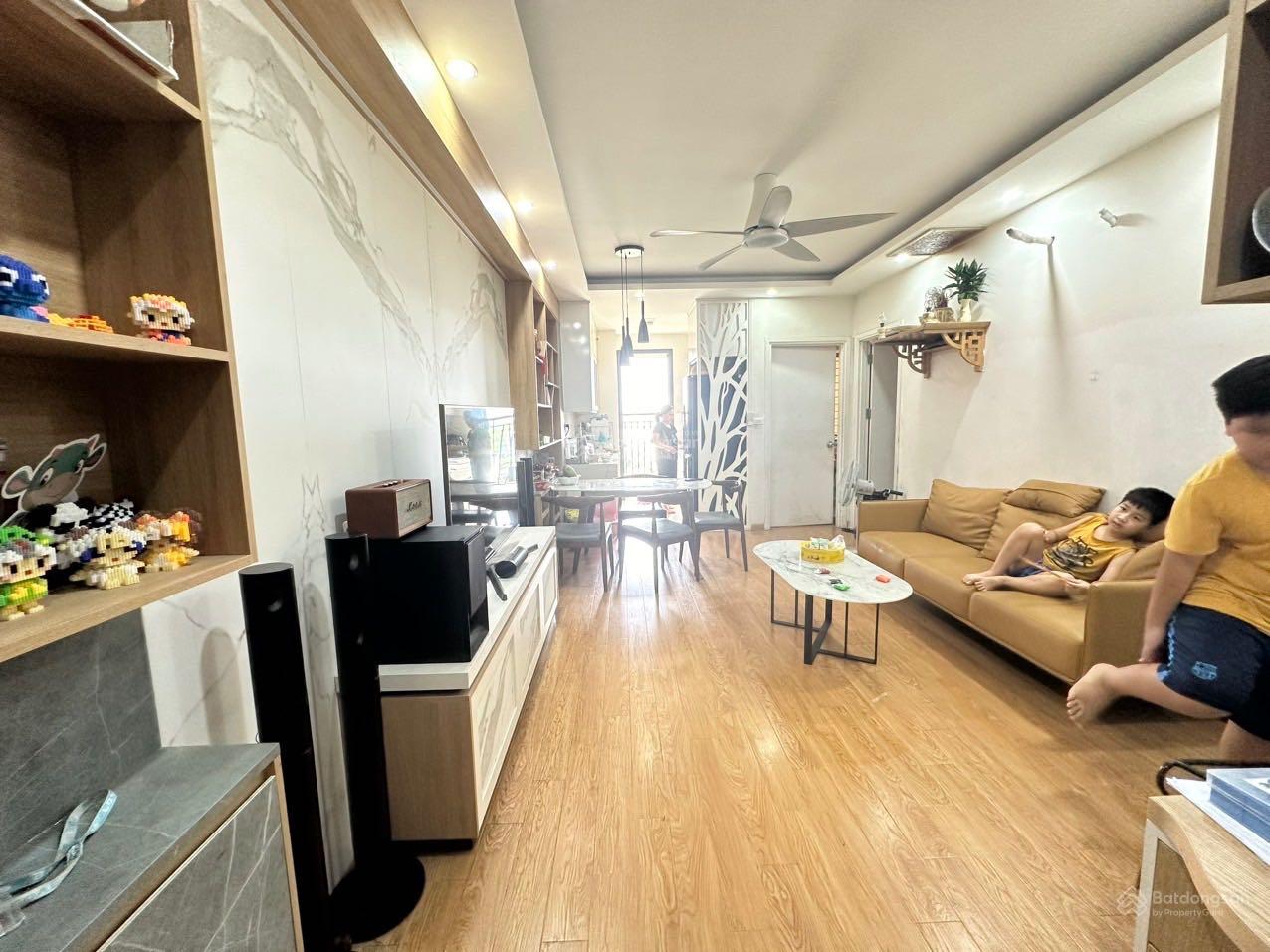 Bán gấp CHCC @Home 987 Tam Trinh 55m2, 2 phòng ngủ, 2 vệ sinh, giá 3,7 tỷ