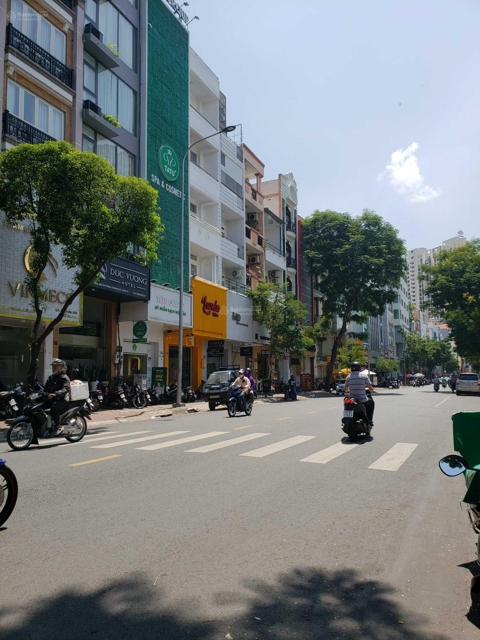 Bán tòa nhà (12x22m) mặt tiền kinh doanh ngay Cao Thắng, Quận 10