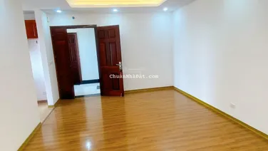 Bán chung cư UDIC 2 phòng ngủ view thoáng giá 4,8 tỷ có thương lượng. Liên hệ 0943 358 ***