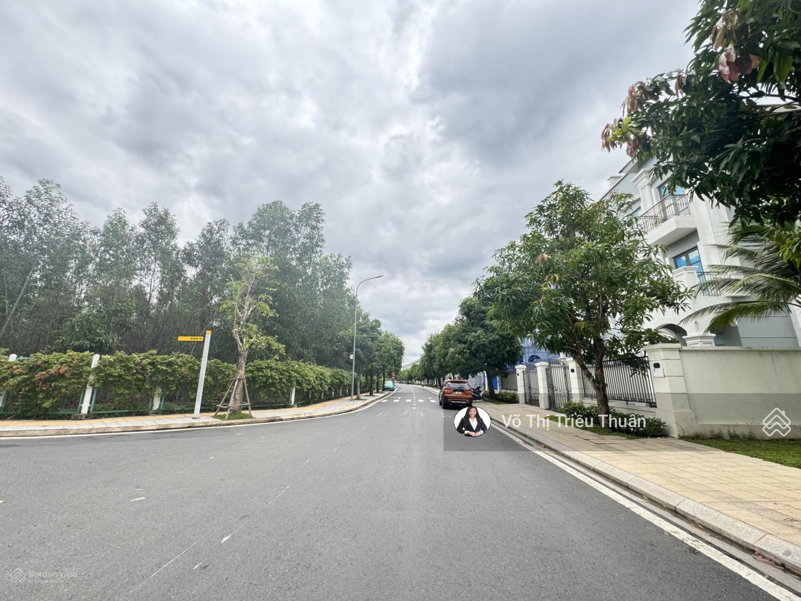 Bán biệt thự song lập 225m2 Glory view kênh - giá top 1 toàn khu Vinhomes Grand Park tháng 06/2025