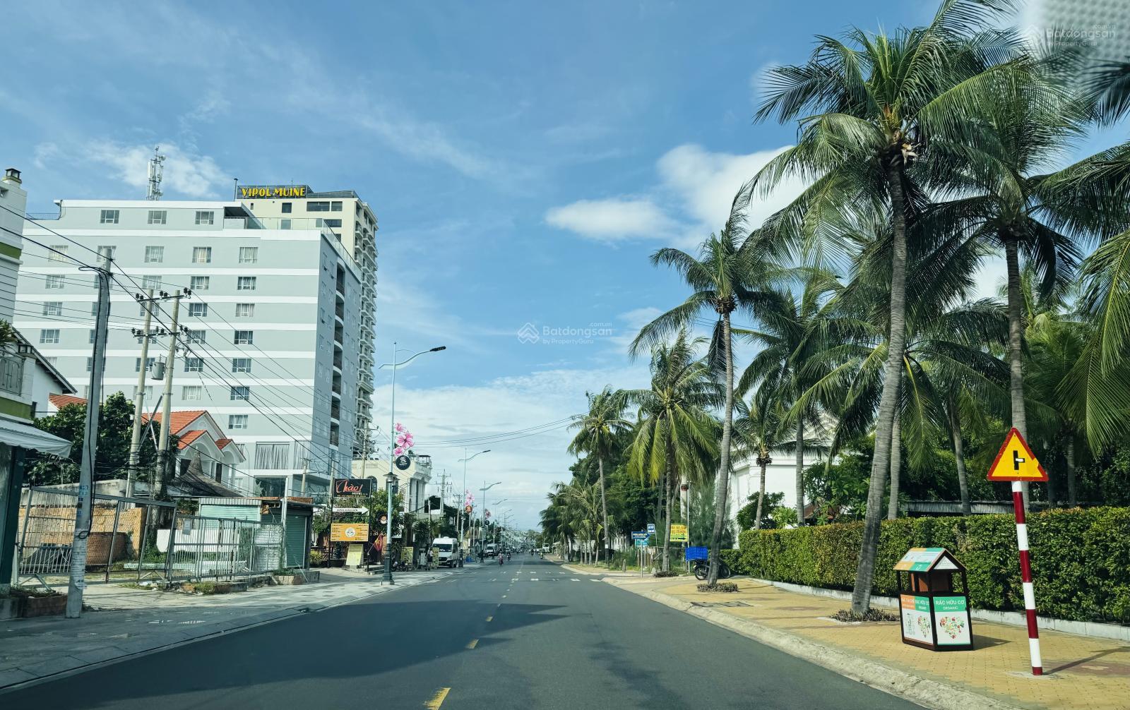 Bán 136m đất cạnh biển mặt tiền Nguyễn Đình Chiểu, Hàm Tiến khu phố Tây