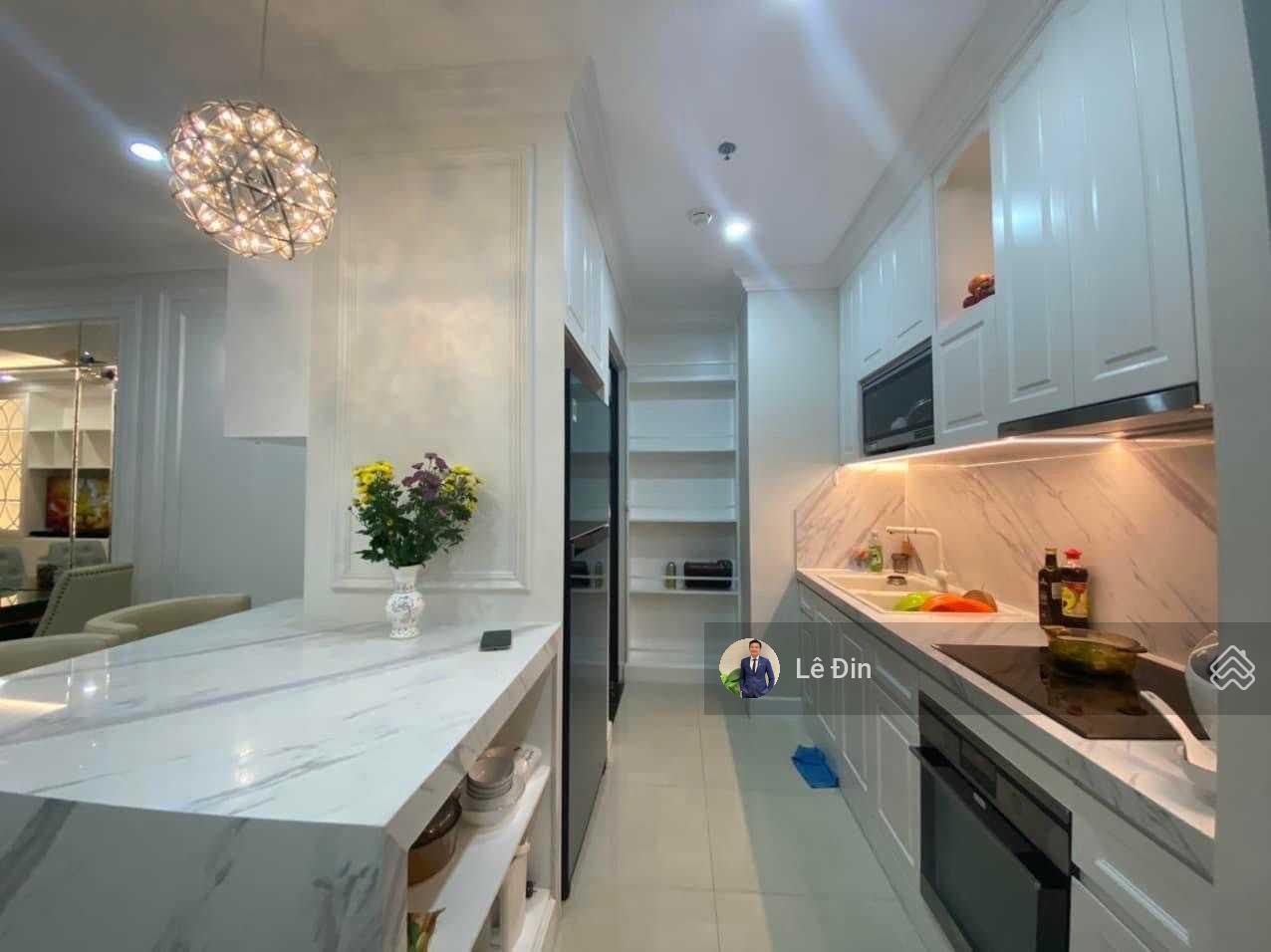 Ôm chính chủ cứng ngắt căn 2PN Hado Centrosa đã có sổ hồng, giá rẻ siêu đầu tư, có sổ. 0989 723 ***