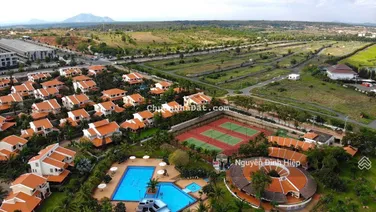 Bán 1600m2 biệt thự Mũi Né Domaine view biển giá tốt 18tr/m2