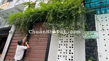 Bán nhà mặt tiền đường Số 28, Phường 6, Gò Vấp