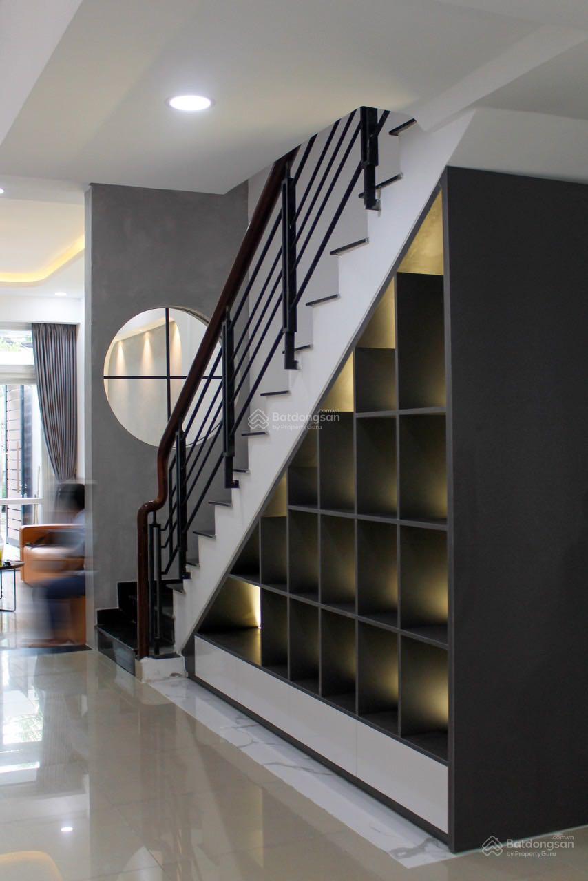 Bán nhà mặt tiền đường Số 28, Phường 6, Gò Vấp