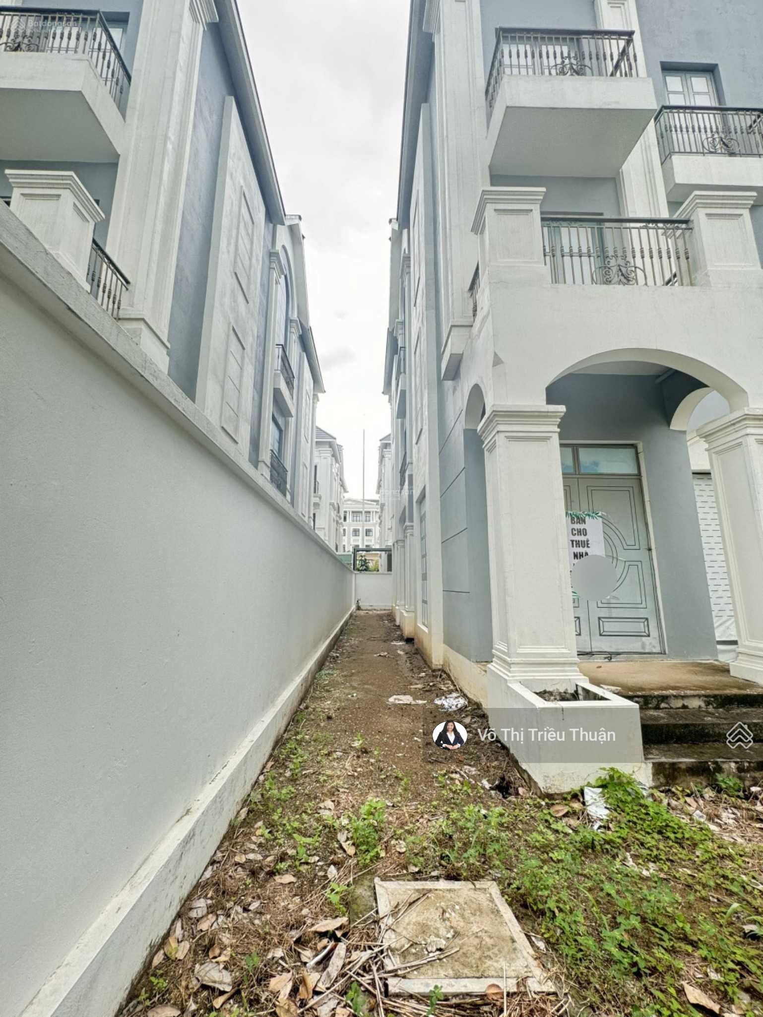 Bán - biệt thự song lập 200m2 - Glory - giá bán top 1 toàn khu Vinhomes Grand Park tháng 12/2025 Bán - biệt thự song lập 200m2 - Glory - giá bán top 1 toàn khu Vinhomes Grand Park tháng 12/2025