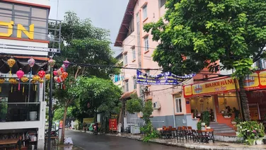 Cần bán gấp biệt thự đơn lập 143m2, 5 tầng khu nhà ở Phùng Khoang Trung Văn