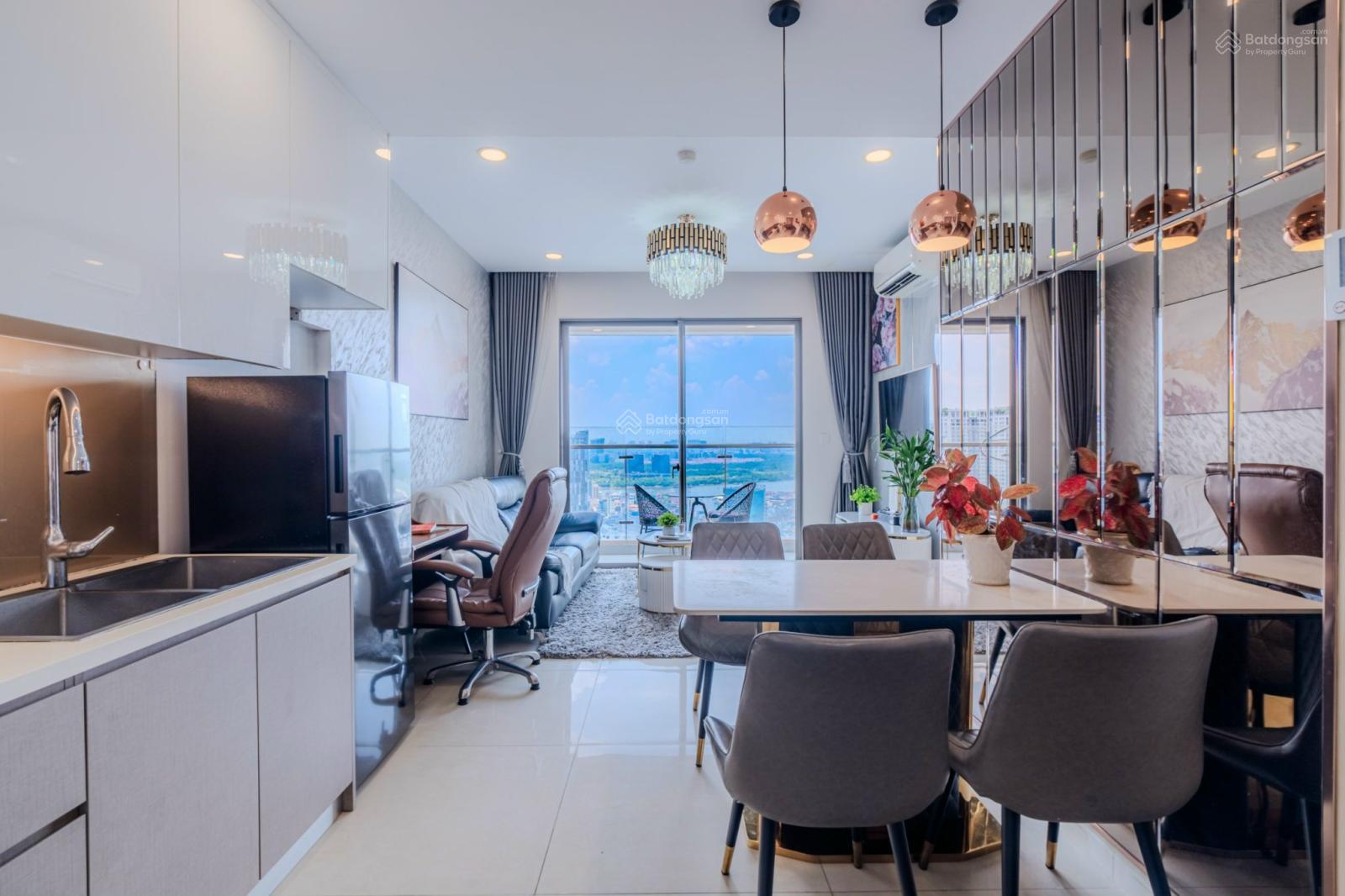 Cần cho thuê gấp, giá quá rẻ Sài Gòn Royal, Quận 4, 2pn, 80m2, chỉ 18 tr/th. LH: 0778 998 ***