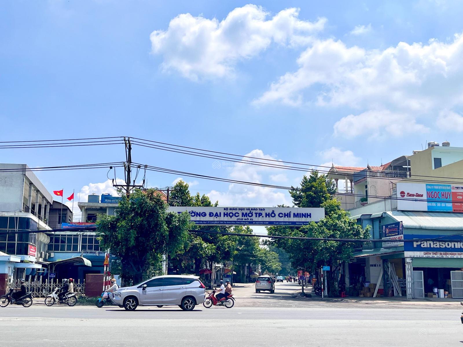 Bán nhà mặt tiền Quốc Lộ 51 gần ngã 3 Vũng Tàu