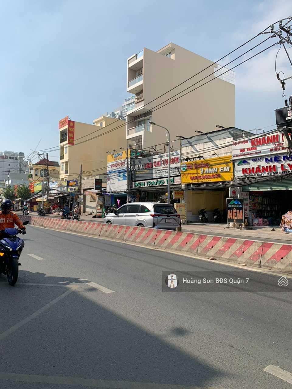 Cấn bán nhà Huỳnh Tấn Phát, Q7 (4,5x28m) gần ngã tư Phú Thuận