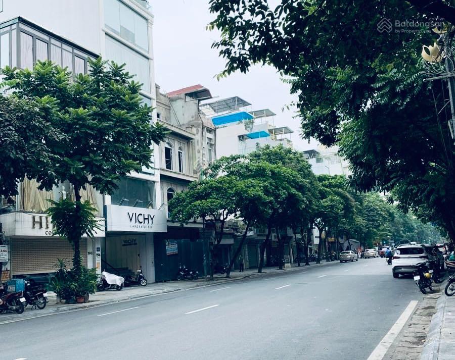 Bán toà văn phòng mặt phố Phố Huế - lô góc 2 mặt phố lớn - 525m2 x 12T, MT 35m - cho thuê 20 tỷ/năm Bán toà văn phòng mặt phố Phố Huế - lô góc 2 mặt phố lớn - 525m2 x 12T, MT 35m - cho thuê 20 tỷ/năm