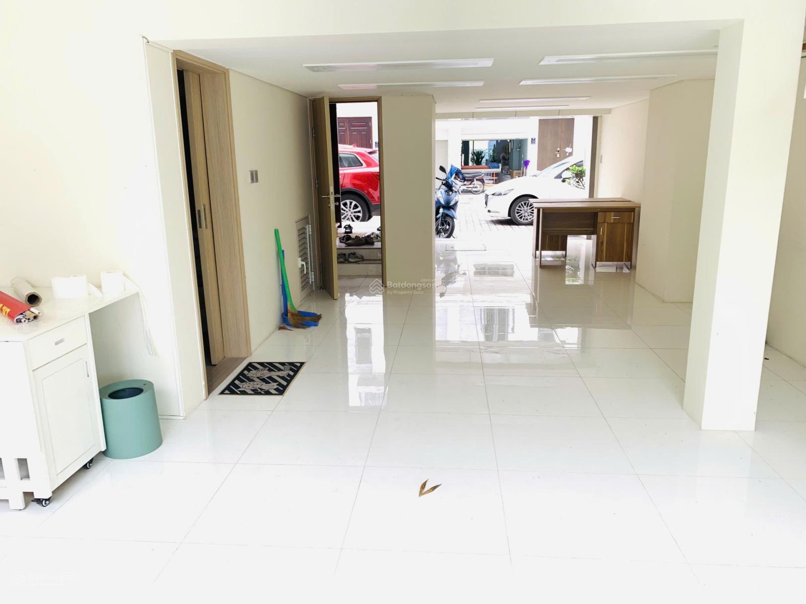 Cho thuê nhà dự án The Manor Central Park Nguyễn Xiển DT 75m2, 5 tầng, MT 6m nhà mới 100%. 30tr/th