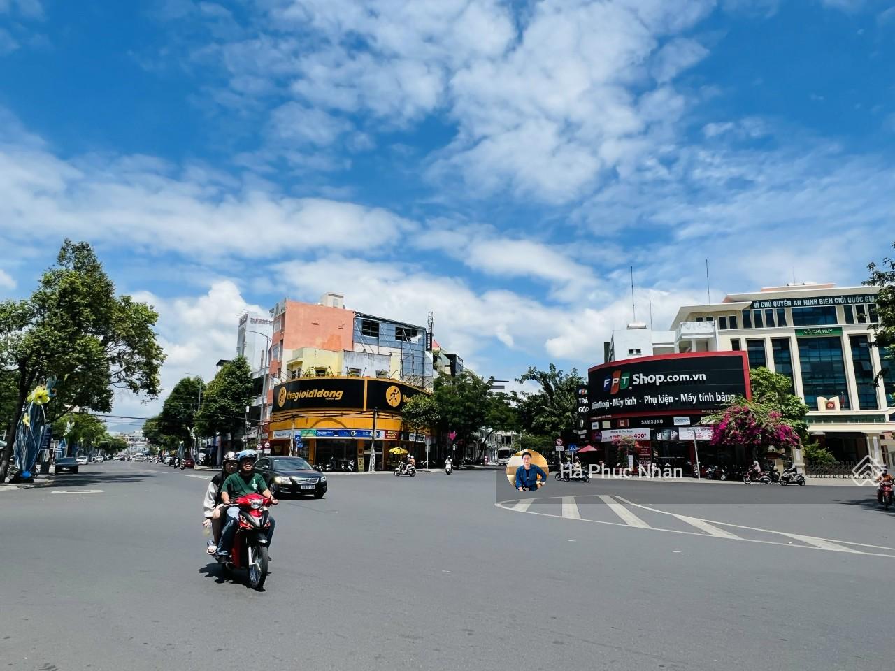 Tin thật 100%! Toà nhà mặt tiền 54B Thành Thái, Quận 10 (13x19m, hầm 9 tầng) HĐT: 375 tr/th, 60 tỷ