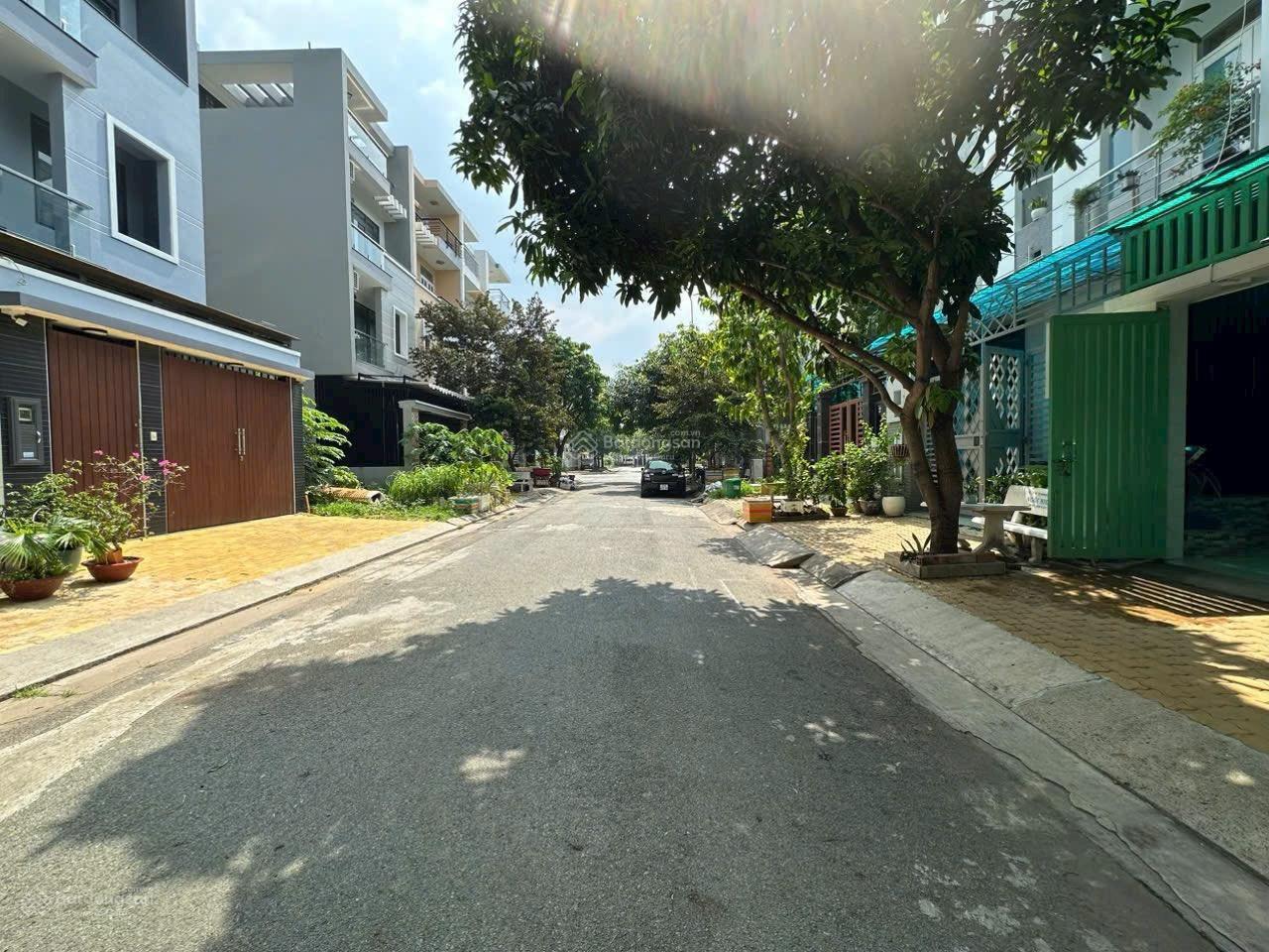 Bán lô đất G115 đường 1E khu Trung Sơn xã Bình Hưng huyện Bình Chánh 10x20m view CV giá 155tr/m2