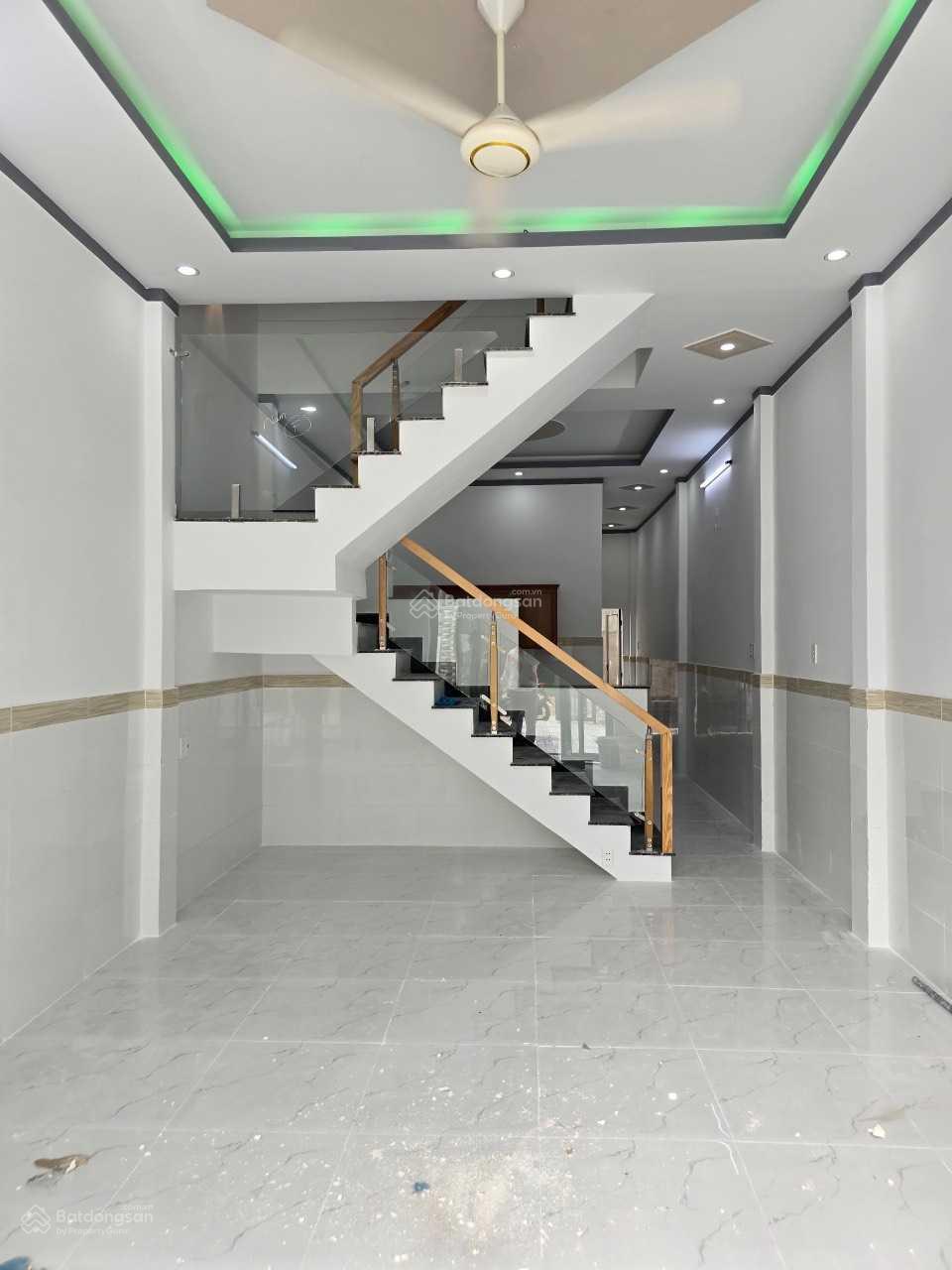 Về quê ha giá 100tr bán gấp căn nhà tâm huyết mới xây nằm cuối đường Đồng Khởi