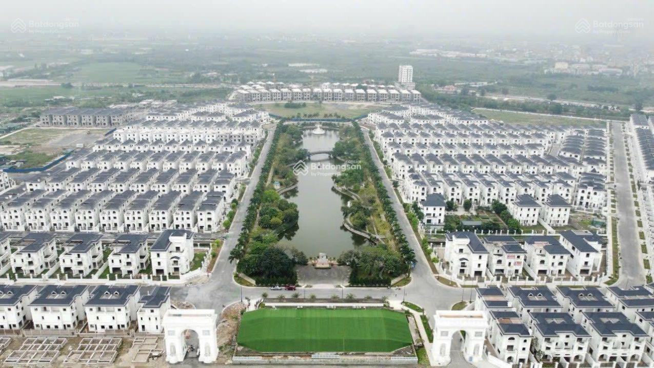 Gia đình em bán BT Vườn Cam căn góc hướng Đông Nam giá 100tr/m2, đường to, Ai cần LH 0986 535 ***