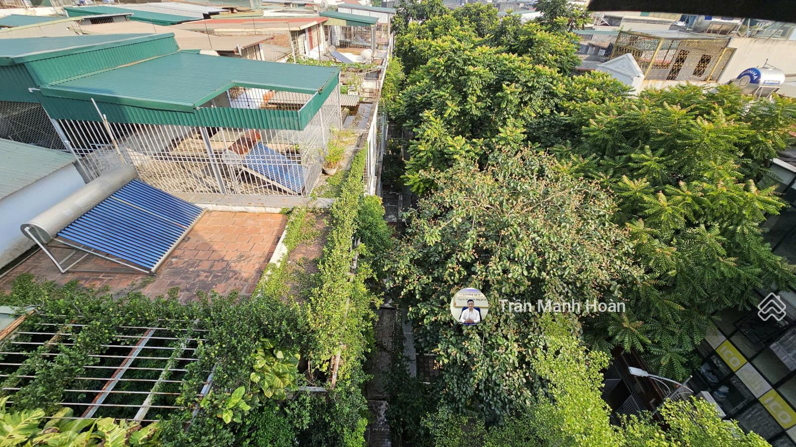 Tôi cần bán gấp nhà 5T thang máy Văn La, Phú La ngay chợ Văn La và cột Đồng Hồ VP, ôtô tránh. 16tỷ8