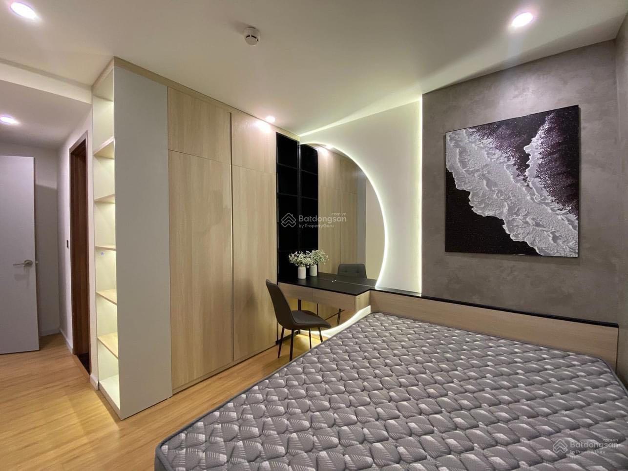 Gấp! Cho thuê căn hộ Eco Green 2 ngủ 2w full đẹp giá chỉ từ 11 tr. LH: 0382 560 *** (Mr. Thuận)