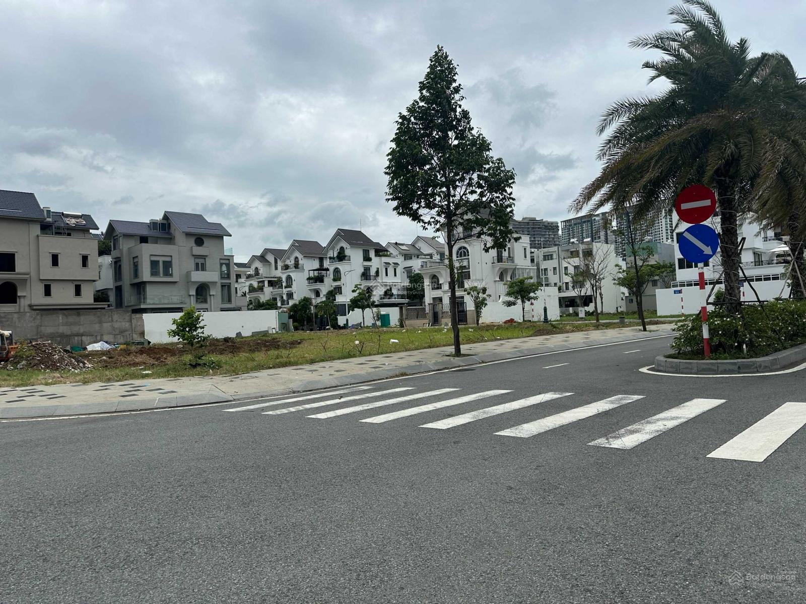 Kẹt tiền bán gấp căn nhà view sông Sài Gòn, Đảo Kim Cương Q2 gần uỷ ban TP. Thủ Đức, Thạnh Mỹ Lợi Kẹt tiền bán gấp căn nhà view sông Sài Gòn, Đảo Kim Cương Q2 gần uỷ ban TP. Thủ Đức, Thạnh Mỹ Lợi