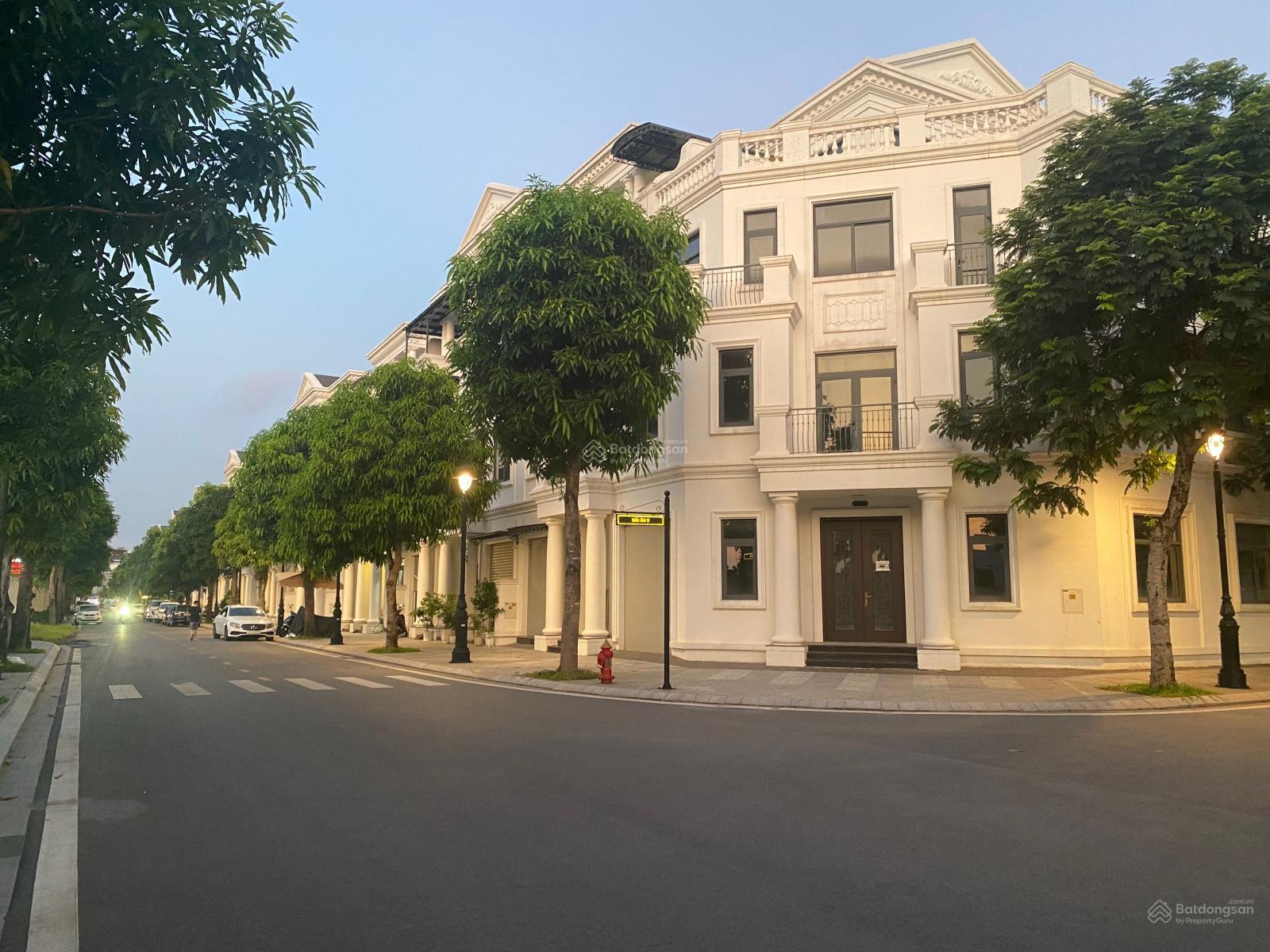 BÁN GẤP CĂN LIỀN KỀ RẺ NHẤT DỰ ÁN, 105M2, CHỈ 11.7 TỶ, GẦN TRƯỜNG QUỐC TẾ, CÔNG VIÊN, CỰC HIẾM