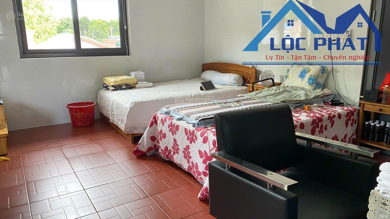 Bán gấp khu nghỉ dưỡng tại Thị Xã Phú Mỹ, Bà Rịa Vũng Tàu, 4300m2, giá giảm mạnh còn 17 tỷ Bán gấp khu nghỉ dưỡng tại Thị Xã Phú Mỹ, Bà Rịa Vũng Tàu, 4300m2, giá giảm mạnh còn 17 tỷ