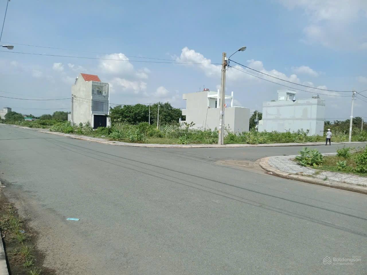 Cần bán lô đất đường Số 8 Long Phước, hàng xóm Vinhome, sổ hồng riêng, mọi tiện ích đầy đủ Cần bán lô đất đường Số 8 Long Phước, hàng xóm Vinhome, sổ hồng riêng, mọi tiện ích đầy đủ