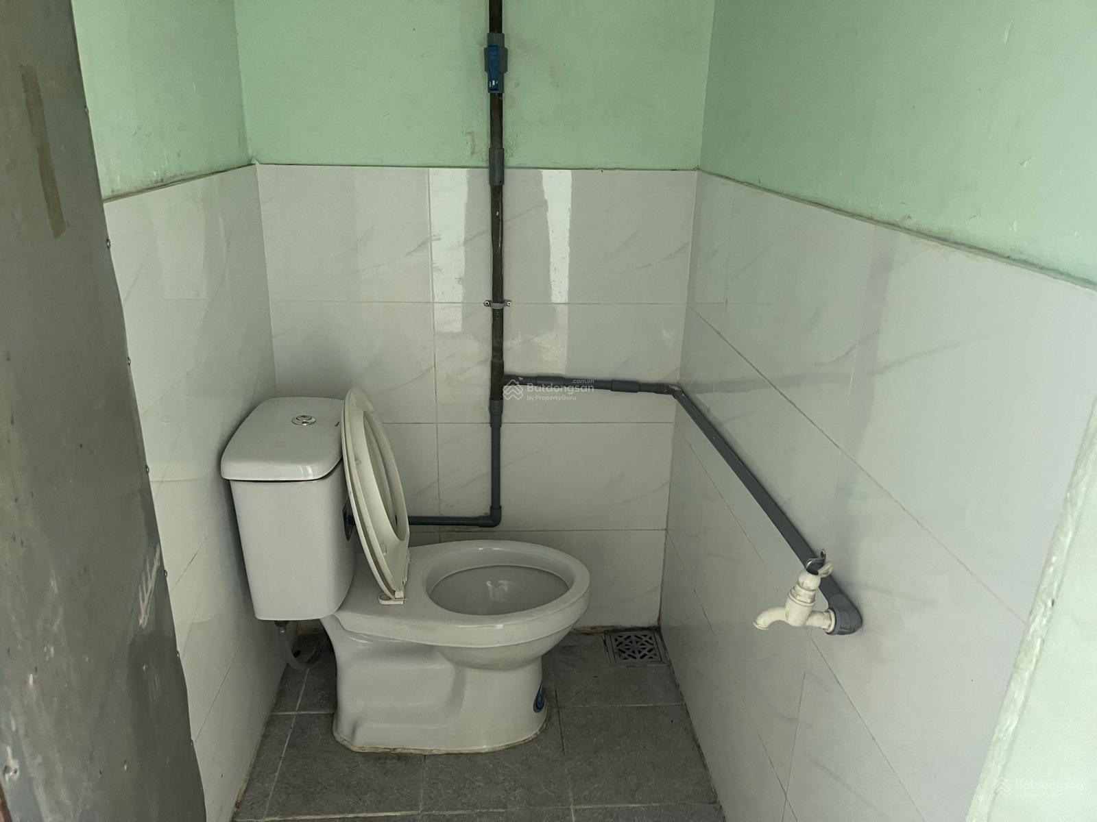 Cho thuê phòng trọ một sẹc Lê Văn Khương, DT 3.5x5m có gác giá 1.5 tr/tháng, LH 0919 147 ***
