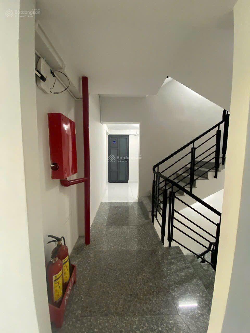 Toà nhà MT 85A Bùi Thị Xuân Q1, hầm 7 tầng thang máy, DT: 6,1m x 27m, HĐT 370tr/tháng, 62 tỷ