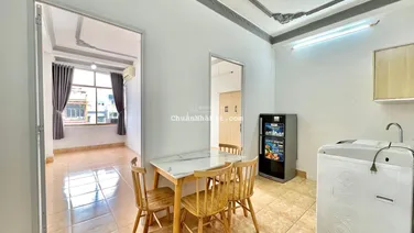 Giá rẻ! 2PN 50m2 full nội thất máy giặt riêng chỉ 7tr 4ng 4 xe ngay Lạc Long Quân giao Âu Cơ