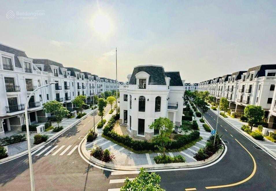 Cắt lỗ bán bằng giá 3 năm trước nhà phố Amelie Phú Mỹ Hưng, rẻ nhất thị trường 10,4 tỷ. 0909 920 ***