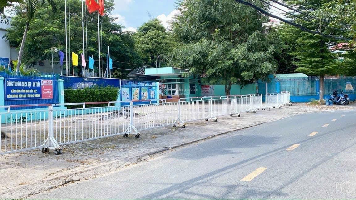 Bán đất 114,3m2 giá 10,9 tỷ mặt tiền đường Số 6 phường Bình Trưng TPHCM.