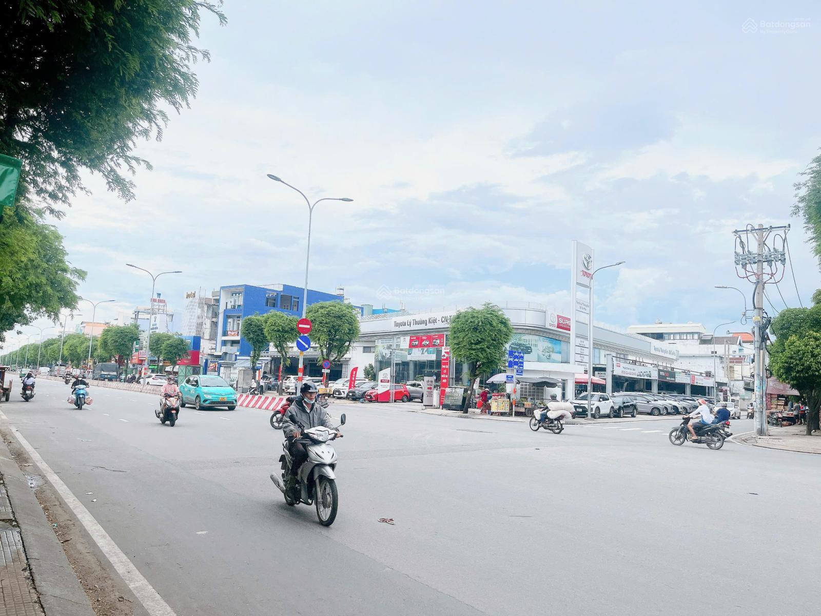 Đất Trống 4,1x20met - Hẻm 6m Khu Nhà Lầu Nguyễn Hữu Tiến, Quận Tân Phú. Giá Tốt 6,7 tỷ TL