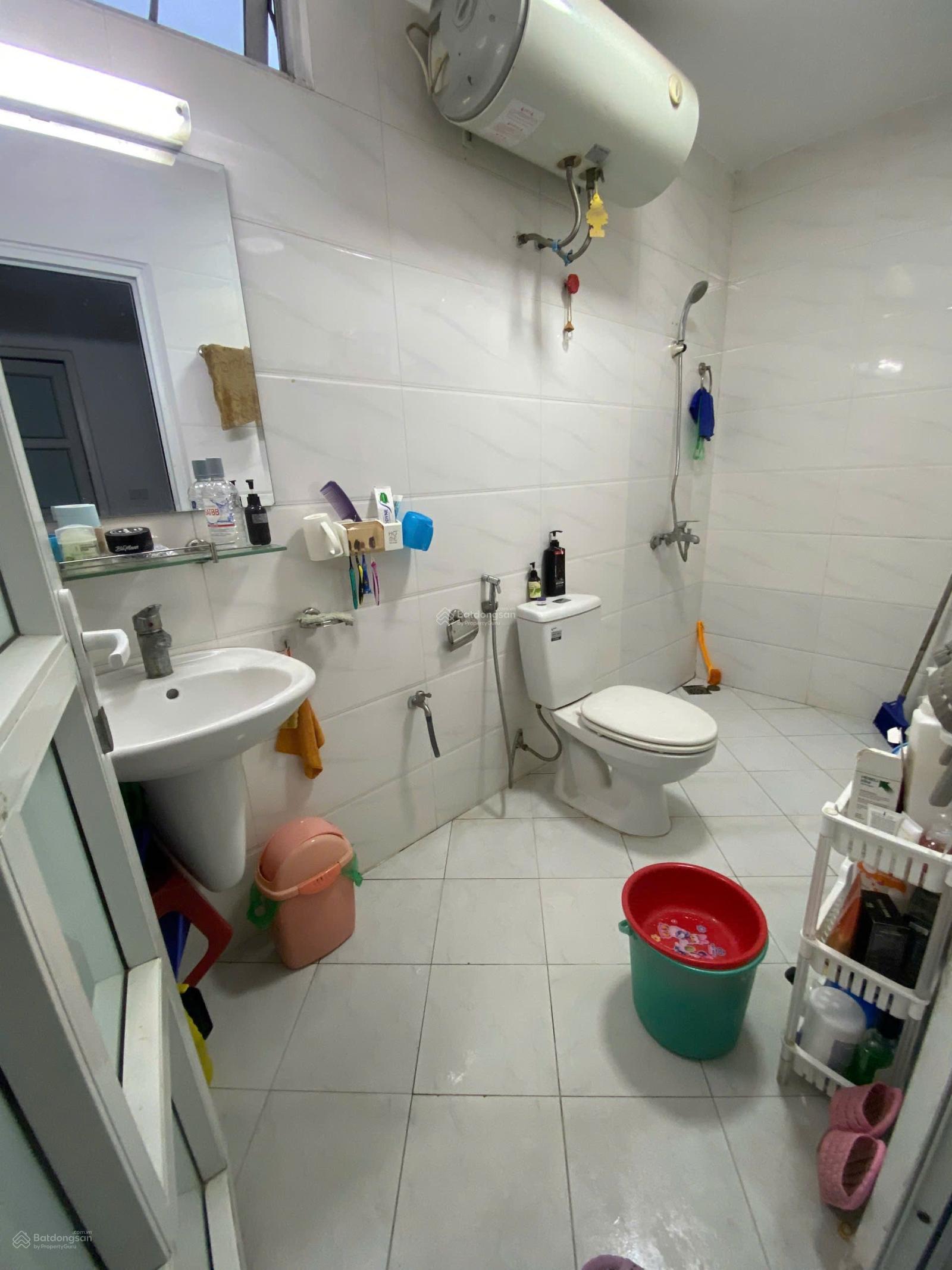 Cực hiếm nhỉnh 7 tỷ có nhà 50m2 x 4 tầng, ngõ rộng, 15m ra ô tô, phố Tân Ấp, Ba Đình, Hà Nội