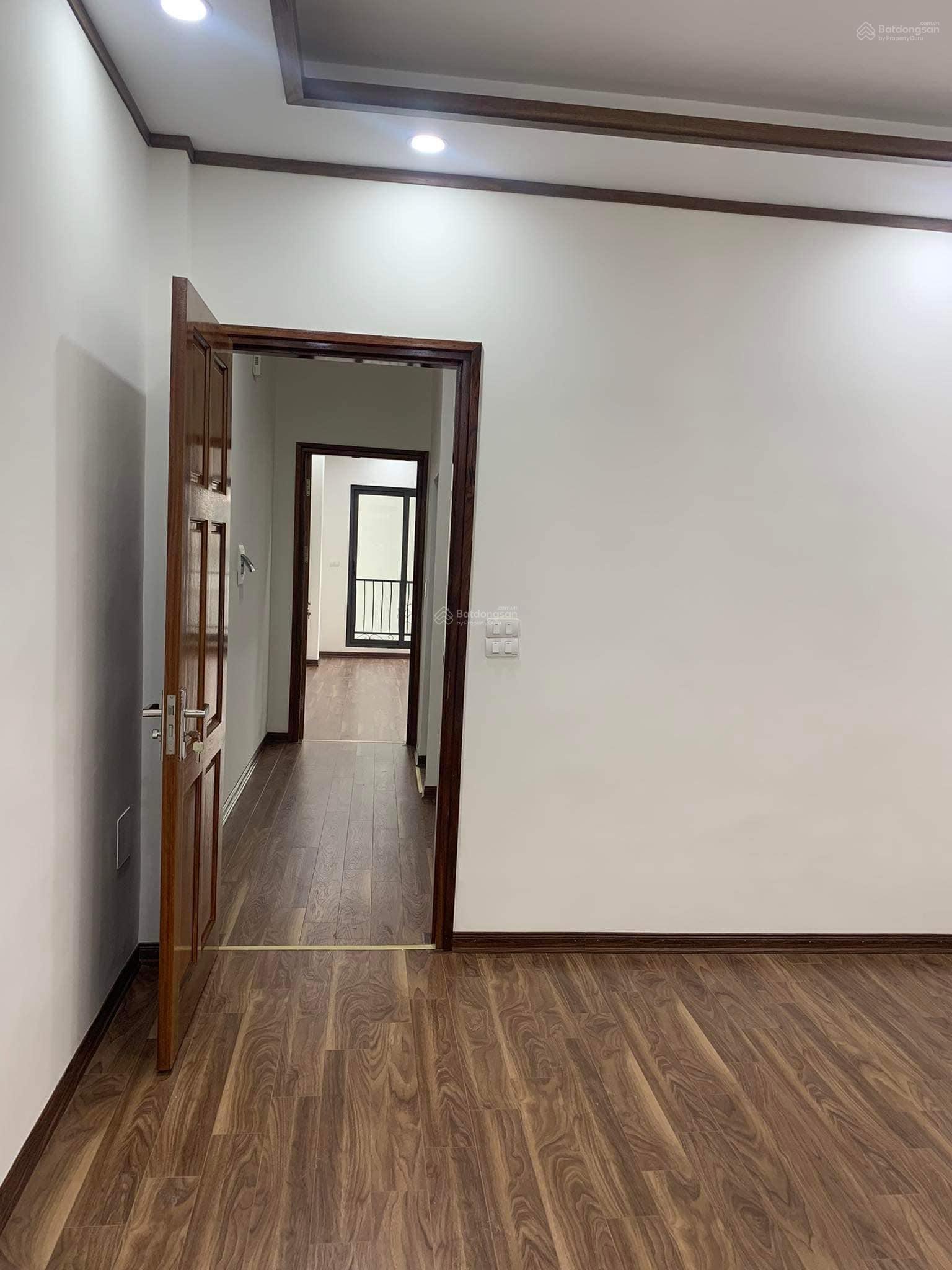 Bán nhà tại Thịnh Liệt DT 57m2x6 tầng oto vào nhà, có thang máy,giá 19tỷ LH 09838738oto n Bán nhà tại Thịnh Liệt DT 57m2x6 tầng oto vào nhà, có thang máy,giá 19tỷ LH 09838738oto n