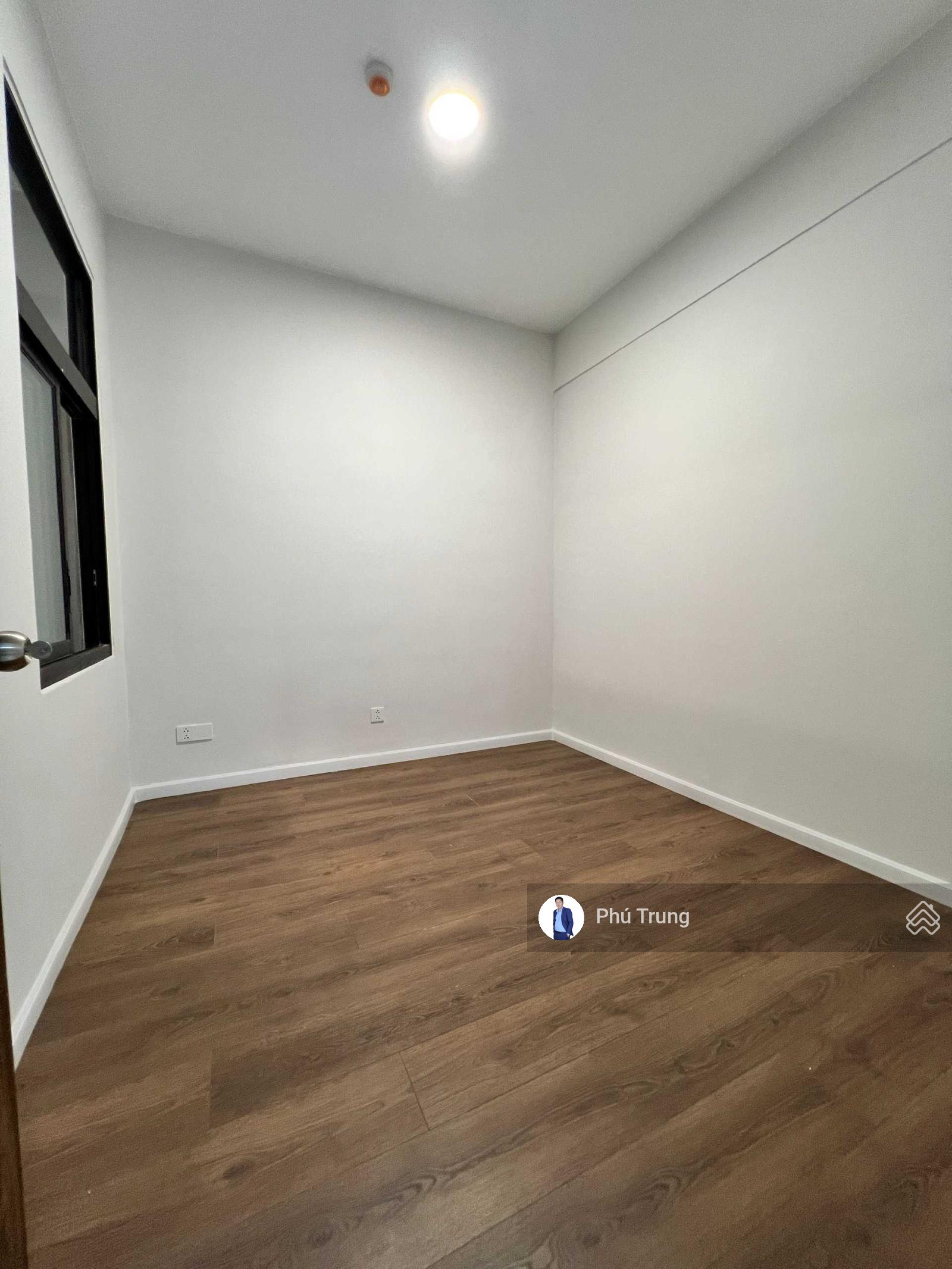 Bán gấp 2PN Opal Skyline, 64,4m2, chỉ 1,750 tỷ, sổ hồng sẵn sang tên ngay