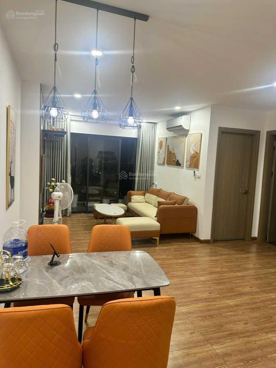 (Giá thật) Chính chủ cần bán căn hộ 69m2 tòa Samsora, ban công ĐN, 2N2W, giá 4,5 tỷ